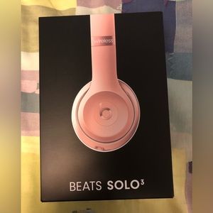 Beats by Dre Solo 3 Rose gold on-ear headphones, like new